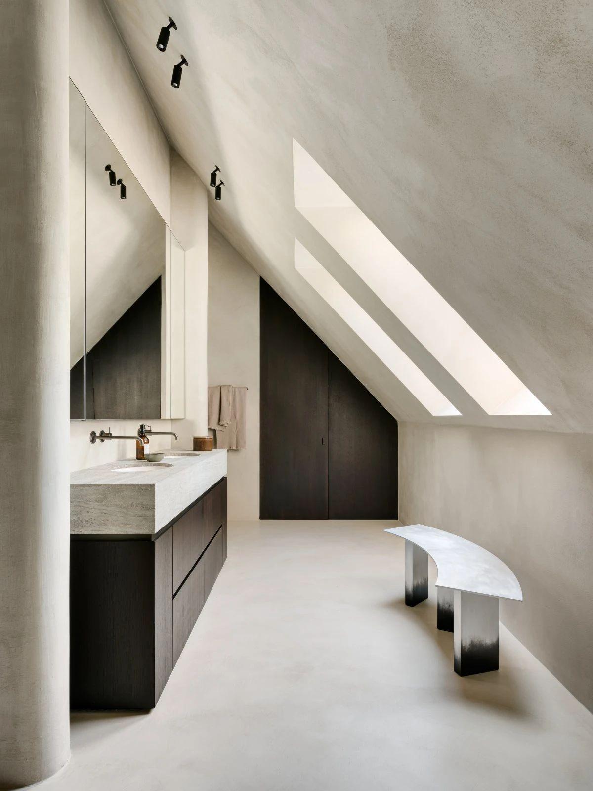 화이트 트라버틴 (White Travertine)